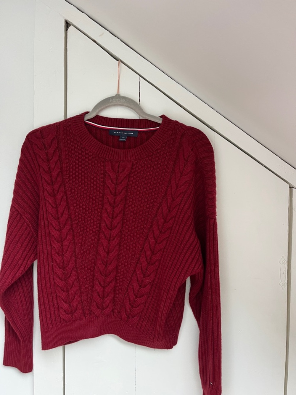 Tommy Hilfiger Burgundy Cable-Knit Crewneck Sweater
